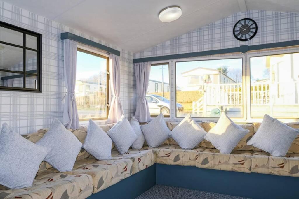 Garvock Hillingworth'S Hot Tub Retreat - St Cyrusヴィラ エクステリア 写真