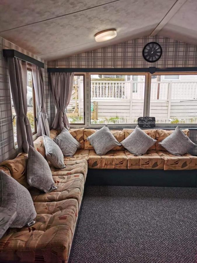 Garvock Hillingworth'S Hot Tub Retreat - St Cyrusヴィラ エクステリア 写真